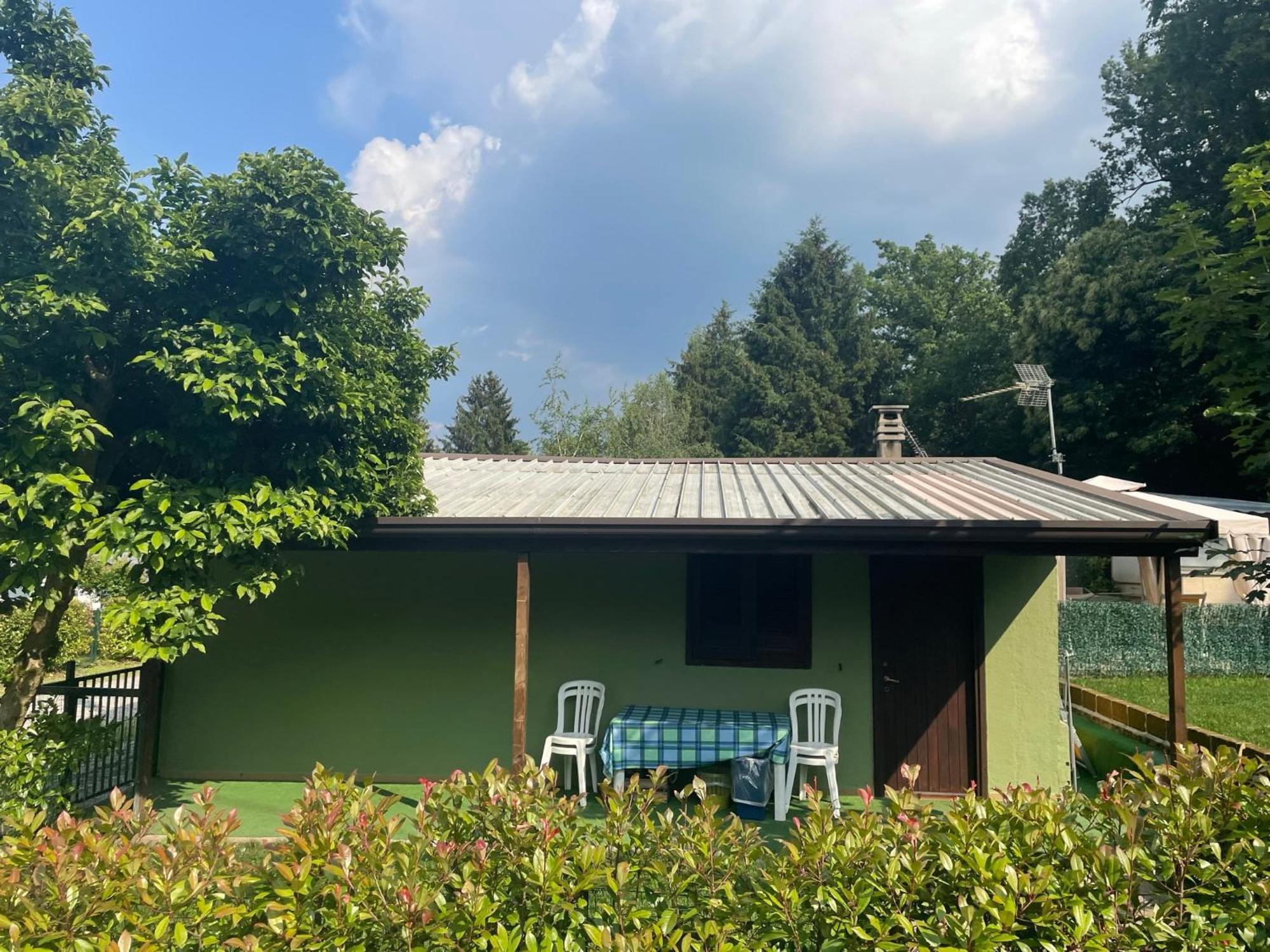 Camping Montorfano Exterior photo
