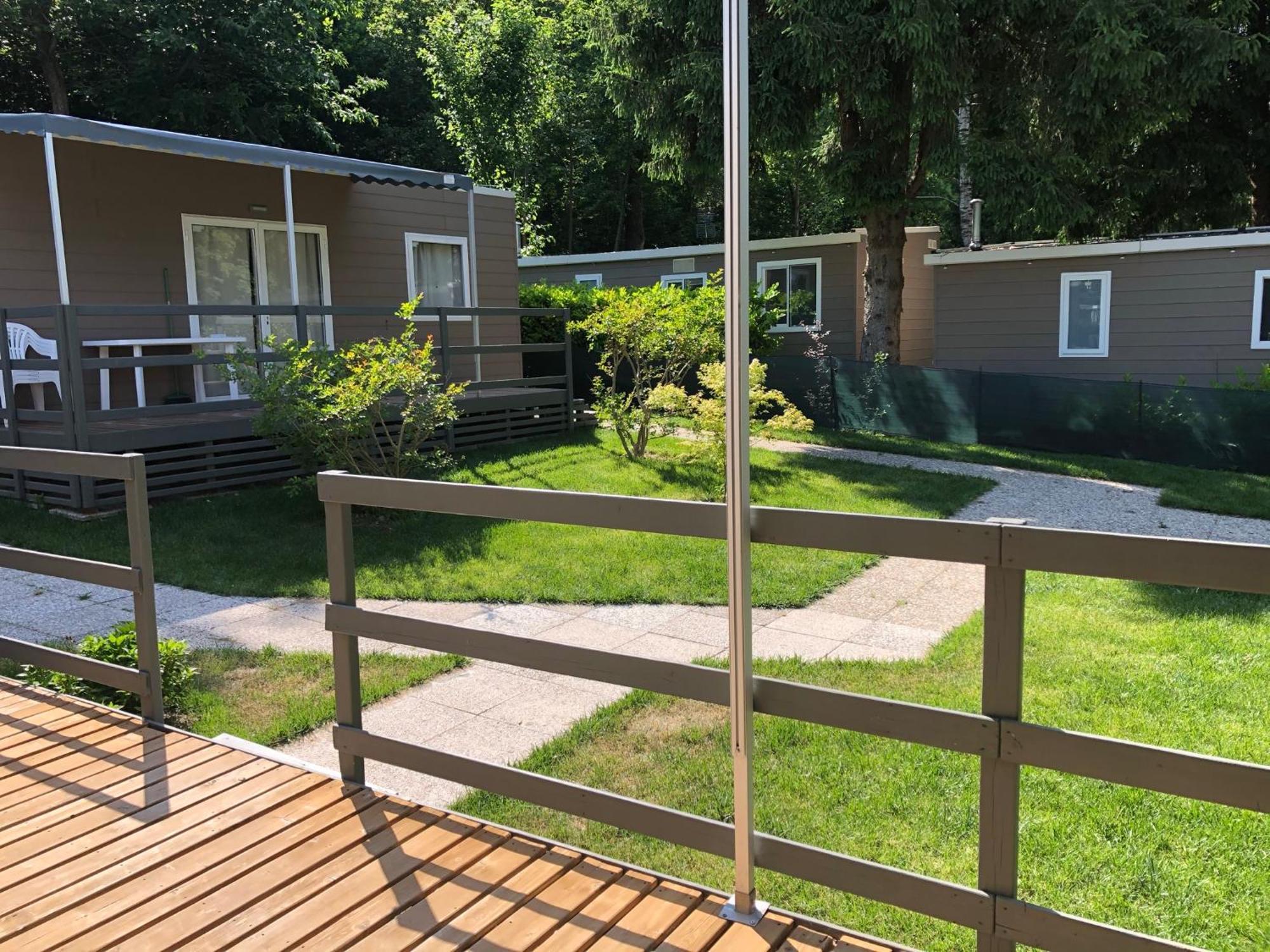 Camping Montorfano Exterior photo