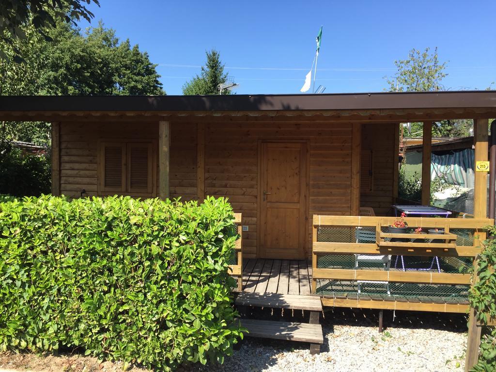 Camping Montorfano Exterior photo