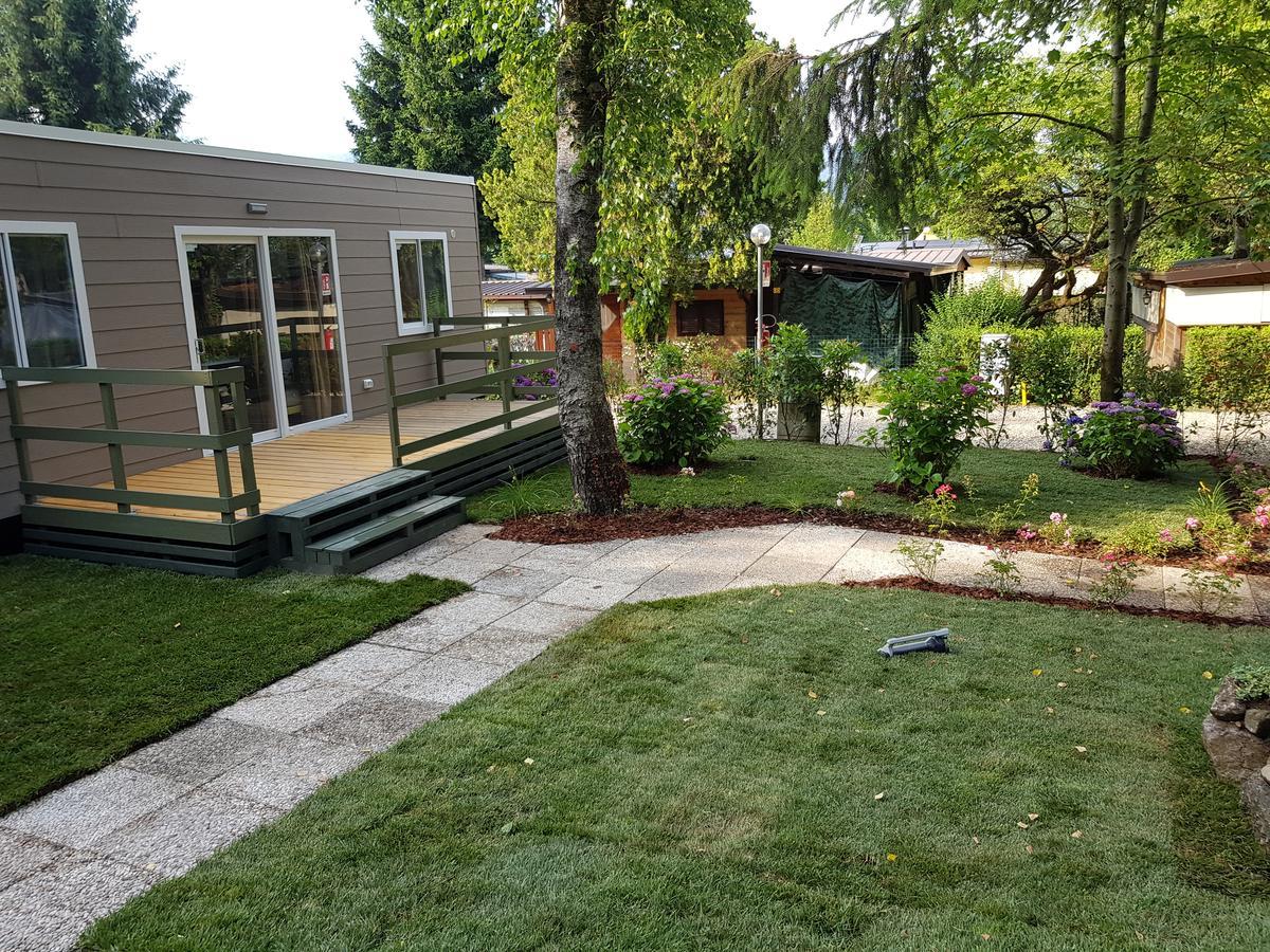 Camping Montorfano Exterior photo